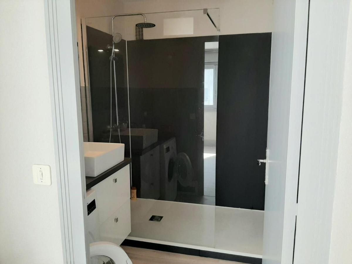 Appartement Confortable En Plein Centre De Saint-Jean-De-Luz, A Deux Pas De La Plage Et Des Commerces - Fr-1-239-586 외부 사진